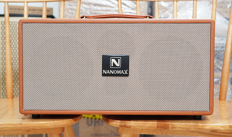 Loa Karaoke Xách Tay Nanomax K-30 Bass 20cm x2 360w
